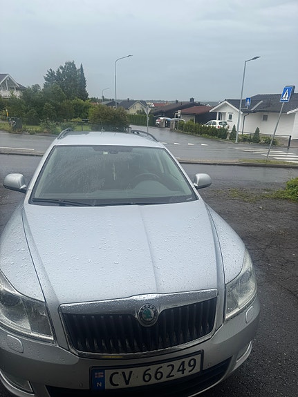 Skoda Octavia 3 of 5