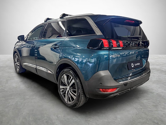 Peugeot 5008 3 of 5