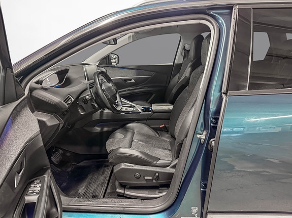 Peugeot 5008 10 of 26