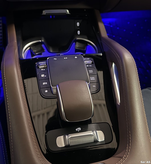 Mercedes-Benz GLS63 10 of 28