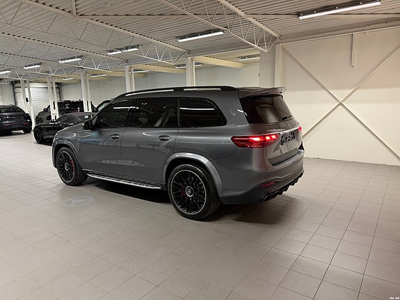 Mercedes-Benz GLS63 3 of 28