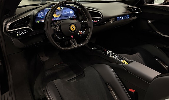 Ferrari 296 GTS 7 of 14