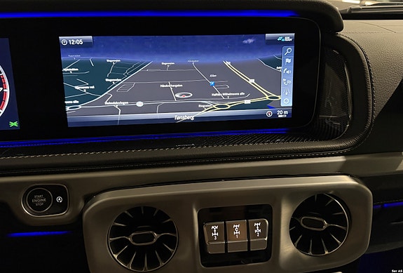 Mercedes-Benz G500 8 of 23