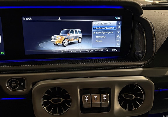 Mercedes-Benz G500 12 of 23