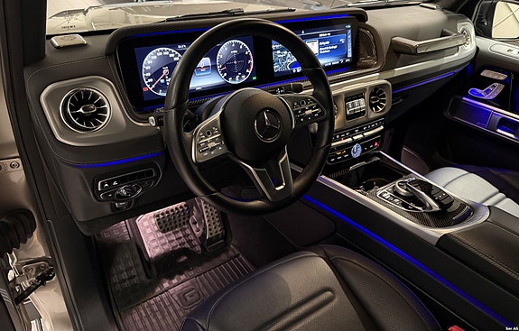 Mercedes-Benz G500 6 of 23