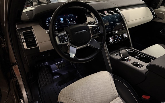 Land Rover Discovery 7 of 22