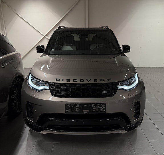 Land Rover Discovery 4 of 22