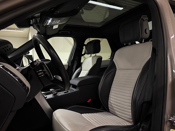 Land Rover Discovery 6 of 22