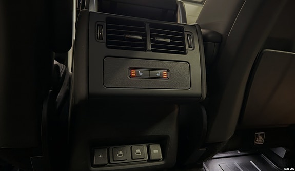 Land Rover Discovery 21 of 22