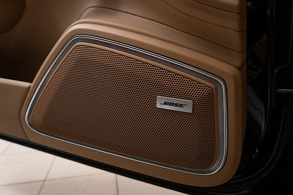 Porsche Panamera 4 20 of 30