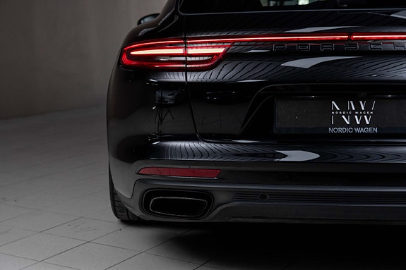 Porsche Panamera 4 9 of 30