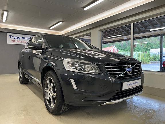 Volvo XC60 4 of 5