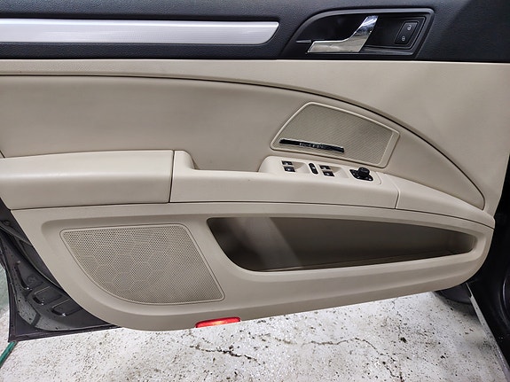 Skoda Superb 19 of 30