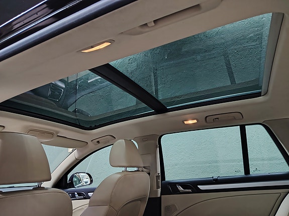 Skoda Superb 27 of 30