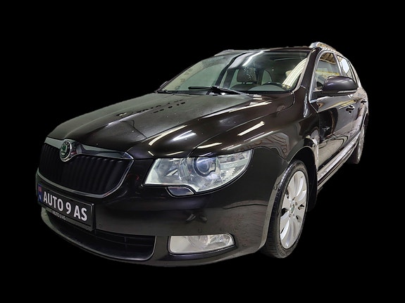 Skoda Superb 2 of 5