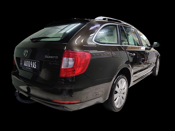 Skoda Superb 10 of 30