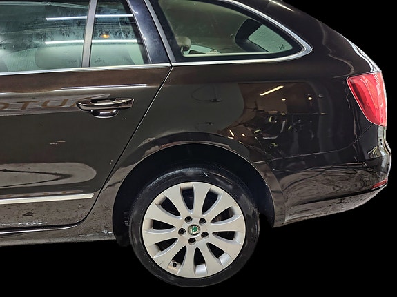 Skoda Superb 5 of 5
