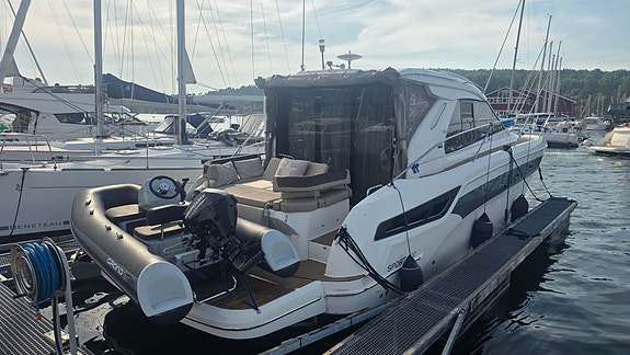 Bavaria Sport 400 Coupé 2015 | Joystick | 500 timer | Thruster forut/akterut 28 of 30