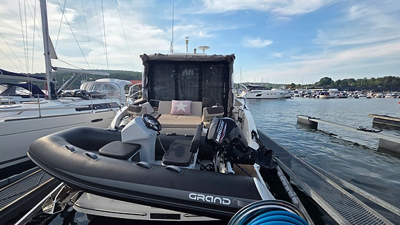 Bavaria Sport 400 Coupé 2015 | Joystick | 500 timer | Thruster forut/akterut 29 of 30