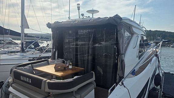 Bavaria Sport 400 Coupé 2015 | Joystick | 500 timer | Thruster forut/akterut 30 of 30