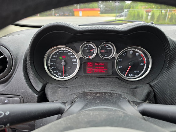Alfa Romeo MiTo 7 of 9