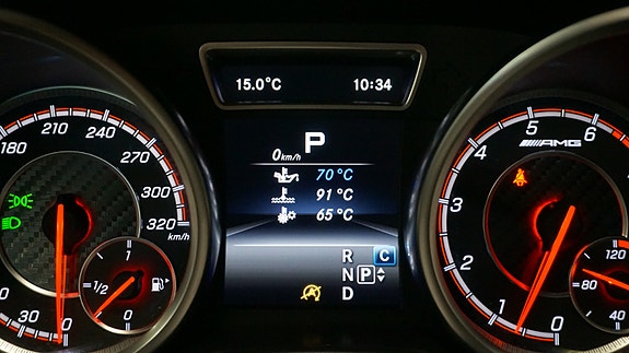 Mercedes-Benz GLS63 19 of 30