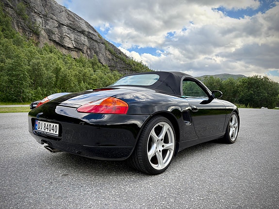 Porsche Boxster 16 of 30
