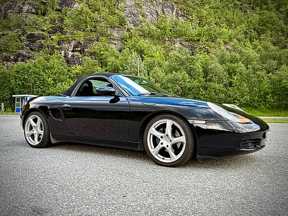 Porsche Boxster 15 of 30