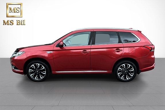 Mitsubishi Outlander 4 of 5