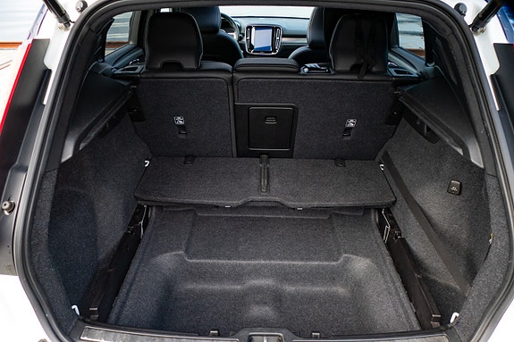 Volvo XC40 17 of 20