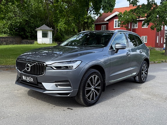 Volvo XC60 2 of 5