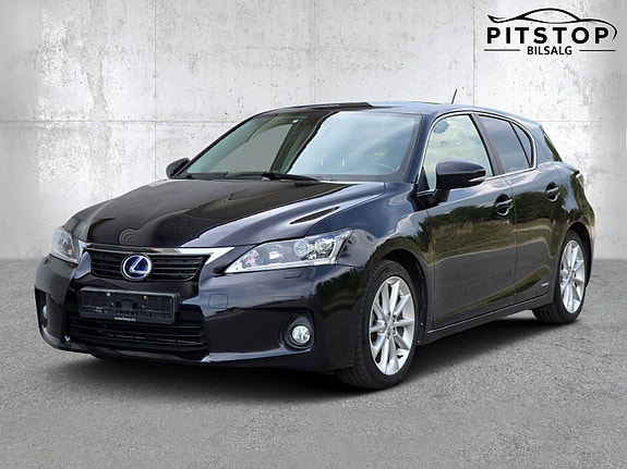 Lexus CT200h 3 of 5