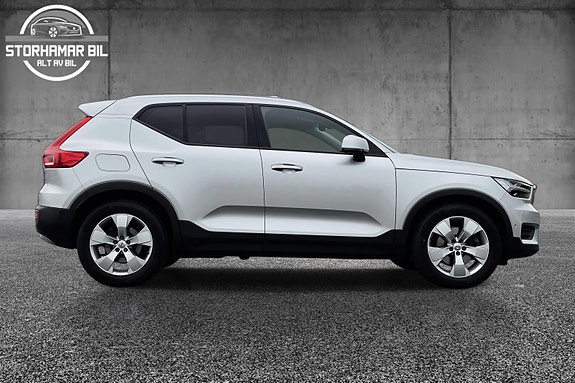 Volvo XC40 5 of 5