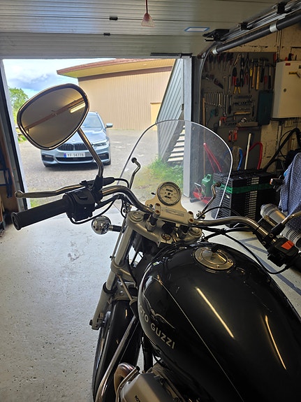 Moto Guzzi California 1100 4 of 5