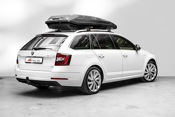 Skoda Octavia 3 of 5