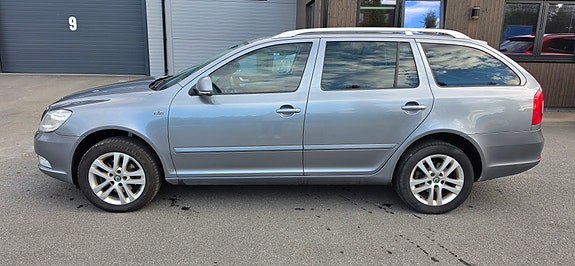 Skoda Octavia 3 of 5