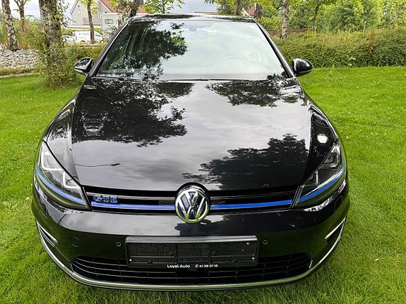 Volkswagen Golf 3 of 30