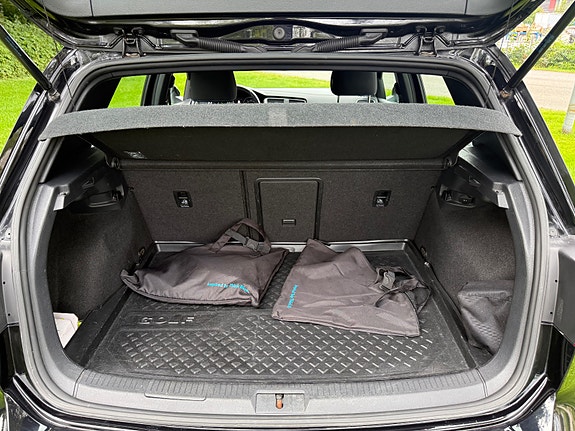 Volkswagen Golf 10 of 30