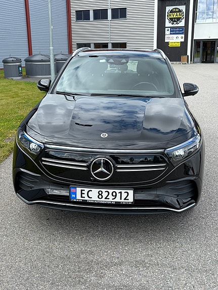 Mercedes-Benz EQA250 3 of 27