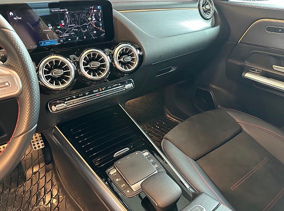 Mercedes-Benz EQA250 16 of 27
