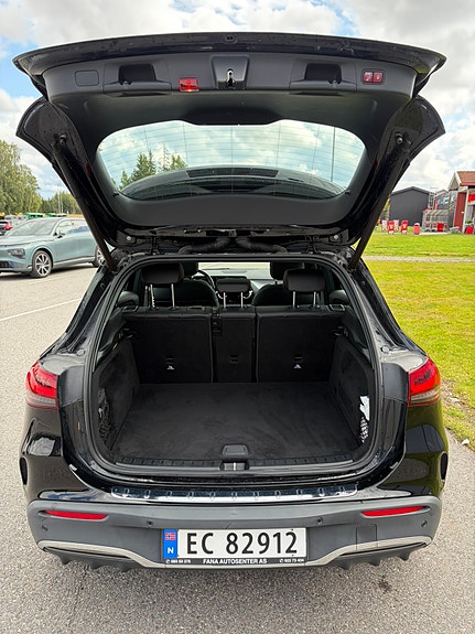 Mercedes-Benz EQA250 7 of 27