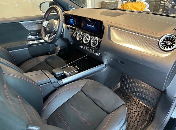 Mercedes-Benz EQA250 21 of 27