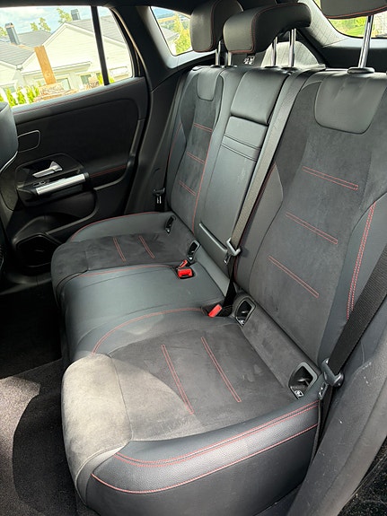 Mercedes-Benz EQA250 24 of 27