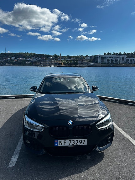BMW 116i 3 of 5