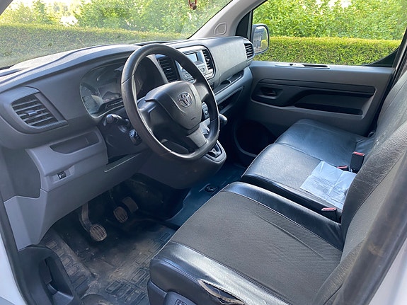 Toyota Proace 4 of 5