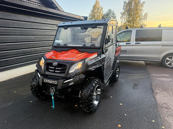 CFMOTO UForce 800 2 of 9