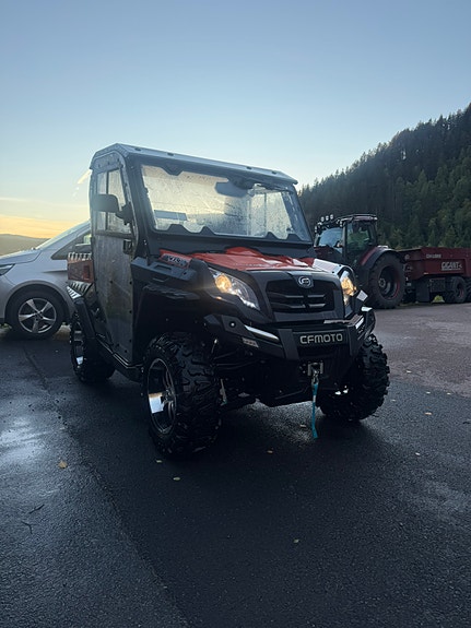 CFMOTO UForce 800 3 of 9