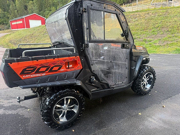 CFMOTO UForce 800 4 of 9