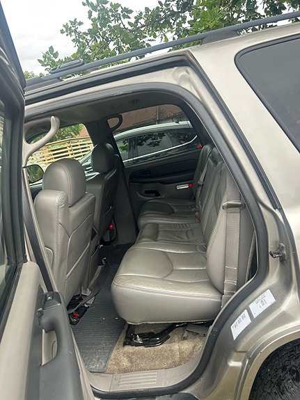 Chevrolet Tahoe 5 of 5