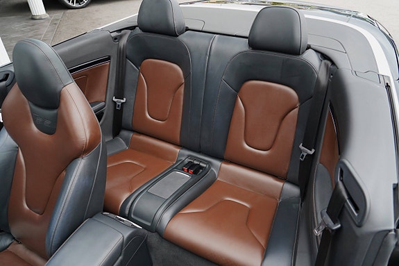 Audi S5 13 of 18